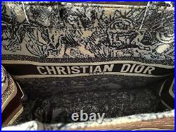 Christian Dior Book Tote Embroidered Cotton Bag Nwt