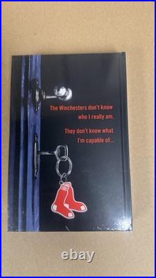 Ferida McFadden The Housemaid Redsox Edition With Auto Plate &carry Bag