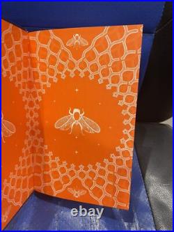 New Hand Signed Tahereh Mafi This Woven Kingdom Illumicrate Exclusive Edition