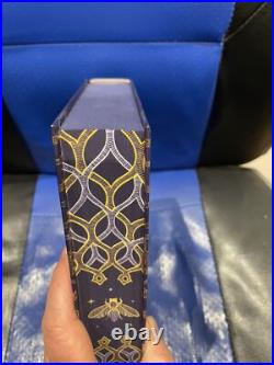 New Hand Signed Tahereh Mafi This Woven Kingdom Illumicrate Exclusive Edition