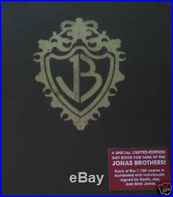 New SIGNED JONAS BROTHERS BURNING UP BOOK LIMITED EDITION Joe Nick Kevin 1/1