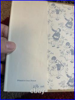Set If 5 Little Books Published By Blackie & Sons Limited Early Editions