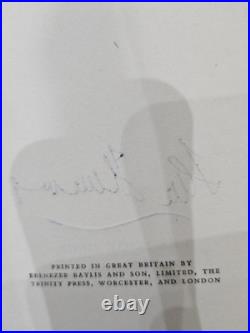 Signed James Bond Goldfinger, Ian Fleming (1959) First Book Club Edition