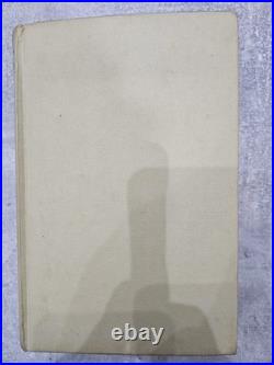 Signed James Bond Goldfinger, Ian Fleming (1959) First Book Club Edition