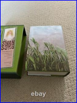 Suntup SWAN SONG by Robert McCammon SIGNED Slipcase Like-New Unread 2 bookmarks Suntup SWAN SONG by Robert McCammon SIGNED Slipcase Like-New Unread 2 bookmarks