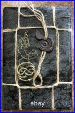 THE NEVERENDING STORY HANDMADE LEATHER HC with FREE AURYN NECKLACE Color Illus