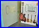 The-Chinery-Collection-150-Years-of-Guitars-Limited-Edition-Fabulous-Book-01-jntw