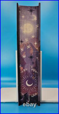 This Kingdom Will Not Kill Me by Ilona Andrews French language special edition