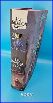 This Kingdom Will Not Kill Me by Ilona Andrews French language special edition