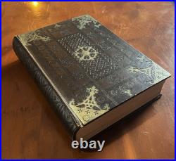 Vintage 1954 Gutenberg Holy Bible, Waverley Book Company Ltd