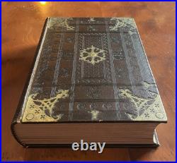 Vintage 1954 Gutenberg Holy Bible, Waverley Book Company Ltd